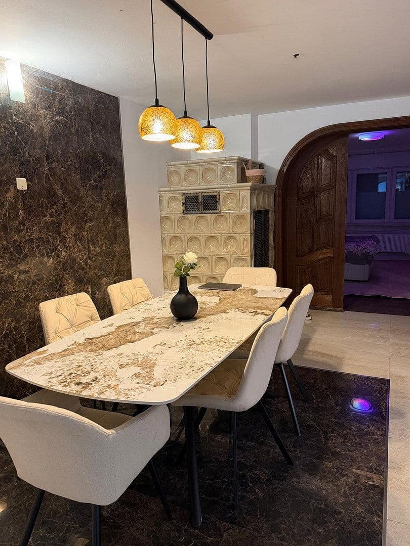 Predaj bytu 6-izbový 204 m², Unitasstr., 36, Euskirchen, Severné Porýnie - Westfálsko Predaj bytu 6-izbový 204 m², Unitasstr., 36, Euskirchen, Severné Porýnie - Westfálsko