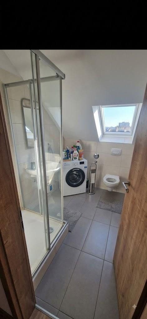 Prenájom bytu 4-izbový 70 m², Vinningen, Porýnie-Falcko Prenájom bytu 4-izbový 70 m², Vinningen, Porýnie-Falcko