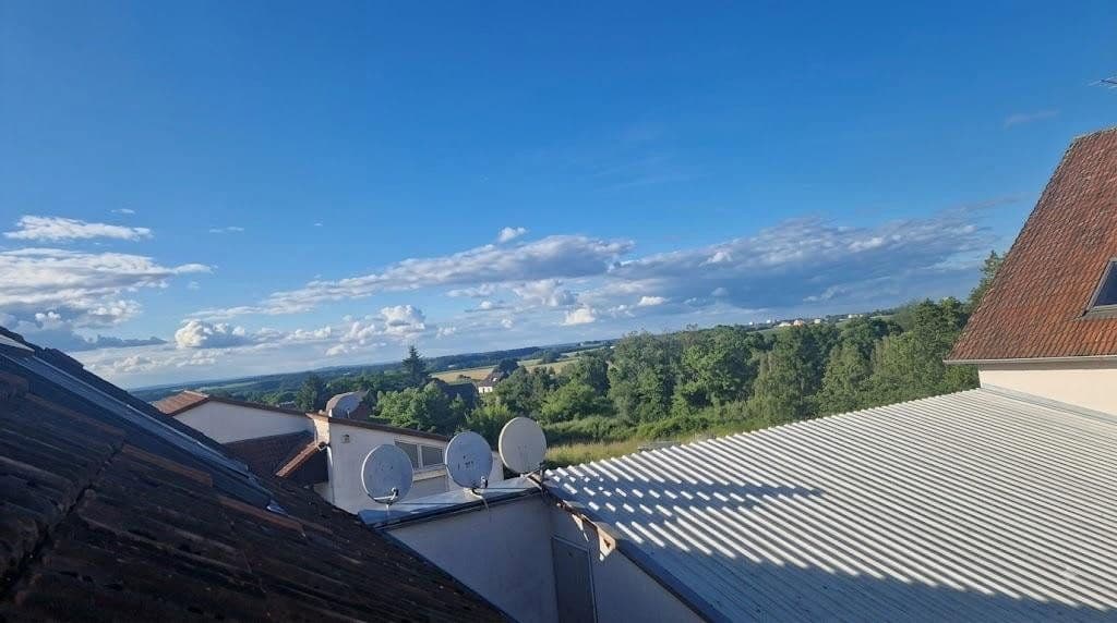 Prenájom bytu 4-izbový 70 m², Vinningen, Porýnie-Falcko Prenájom bytu 4-izbový 70 m², Vinningen, Porýnie-Falcko