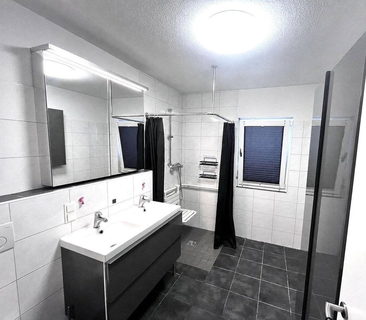 Predaj domu 170 m², pozemok 595 m², Schwarzenbek, Šlezvicko-Holštajnsko Predaj domu 170 m², pozemok 595 m², Schwarzenbek, Šlezvicko-Holštajnsko