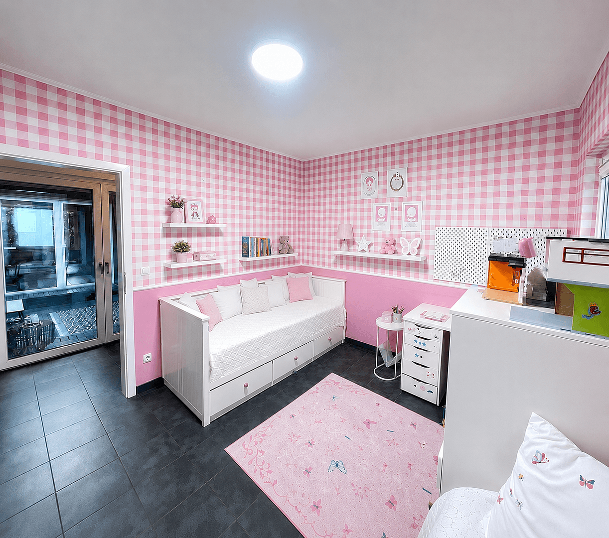 Predaj domu 170 m², pozemok 595 m², Schwarzenbek, Šlezvicko-Holštajnsko Predaj domu 170 m², pozemok 595 m², Schwarzenbek, Šlezvicko-Holštajnsko