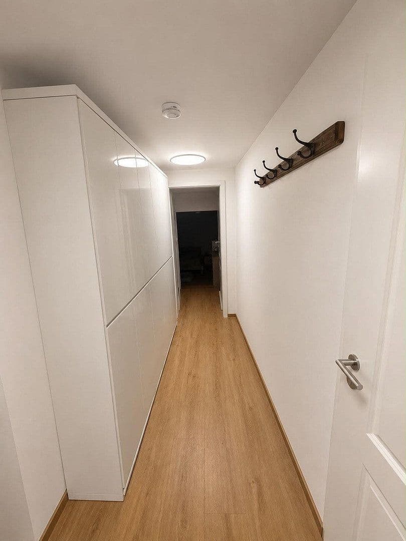 Prenájom bytu 4-izbový 153 m², Weinstraße 2, Volkach, Bavorsko Prenájom bytu 4-izbový 153 m², Weinstraße 2, Volkach, Bavorsko