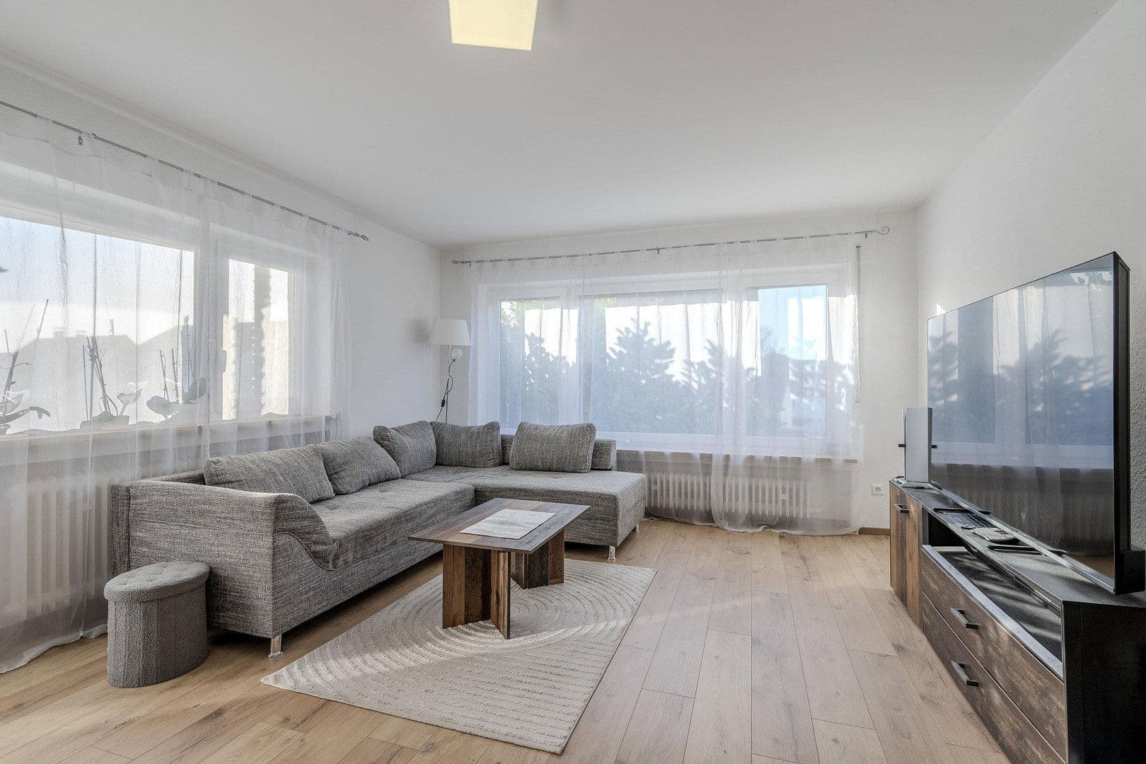 Prenájom bytu 3-izbový 85 m², Oberstenfeld, Bádensko-Wurttembersko Prenájom bytu 3-izbový 85 m², Oberstenfeld, Bádensko-Wurttembersko