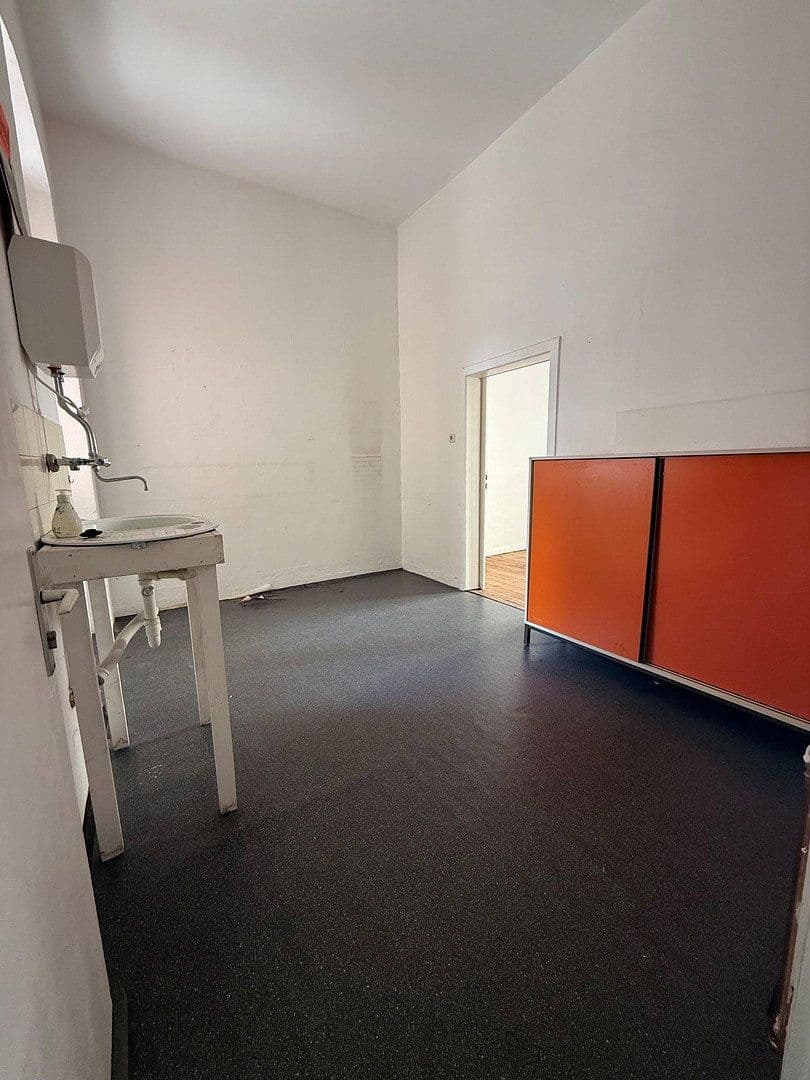 Prenájom kancelárie 65 m², Pestalozzistraße 31, Mannheim, Bádensko-Wurttembersko Prenájom kancelárie 65 m², Pestalozzistraße 31, Mannheim, Bádensko-Wurttembersko