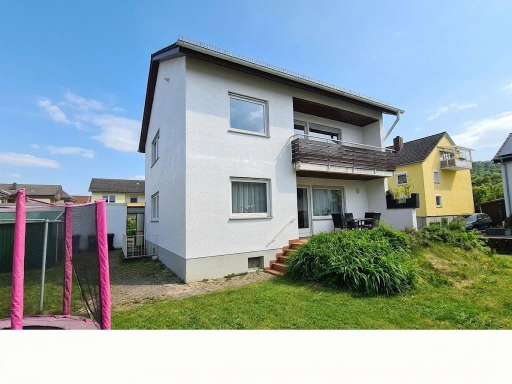 Prenájom domu 150 m², pozemok 550 m², Dahn, Porýnie-Falcko Prenájom domu 150 m², pozemok 550 m², Dahn, Porýnie-Falcko