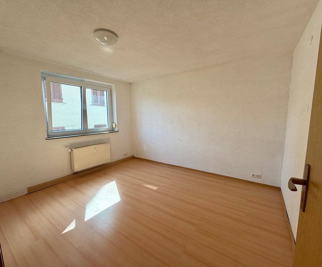Predaj bytu 2-izbový 33 m², Hermannstraße 14, Pfullingen, Bádensko-Wurttembersko Predaj bytu 2-izbový 33 m², Hermannstraße 14, Pfullingen, Bádensko-Wurttembersko