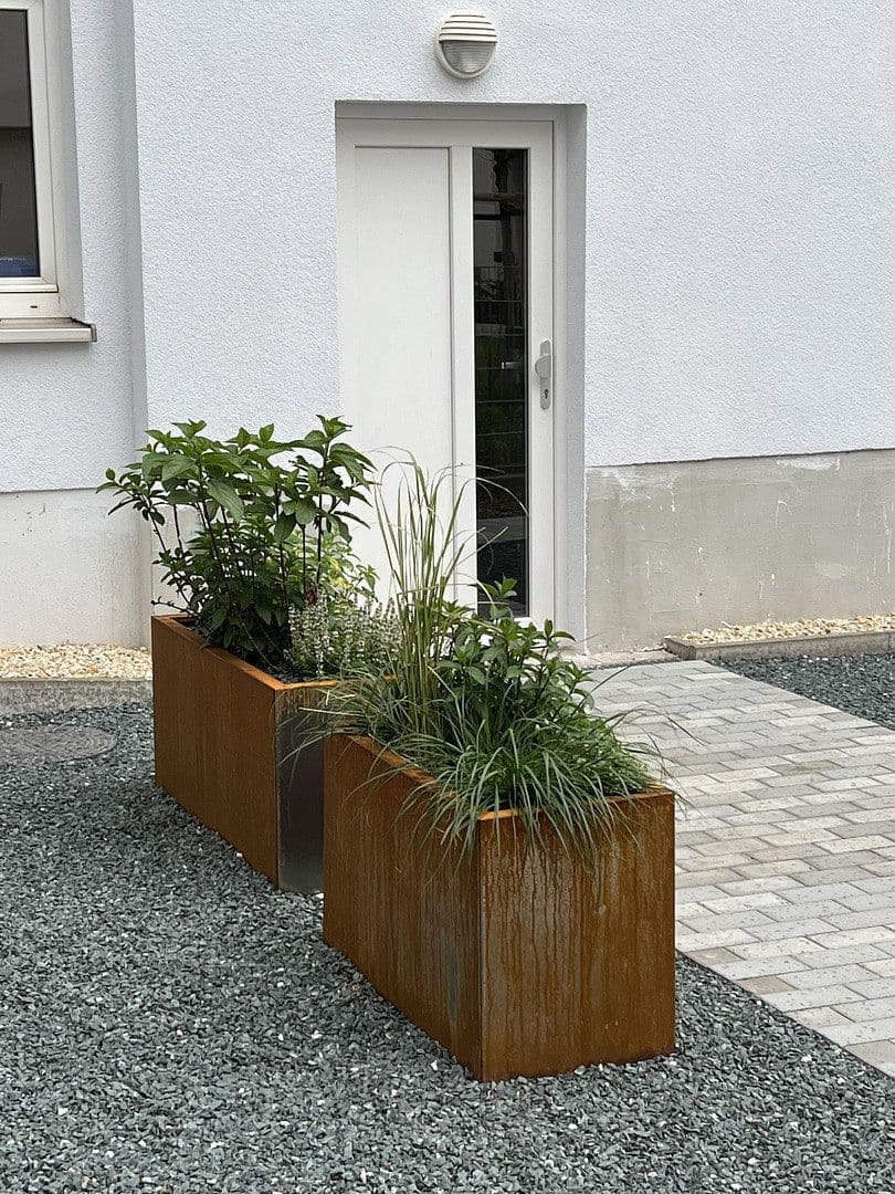 Prenájom bytu 3-izbový 98 m², Bahnhofstr.2, Zwickau, Sasko Prenájom bytu 3-izbový 98 m², Bahnhofstr.2, Zwickau, Sasko