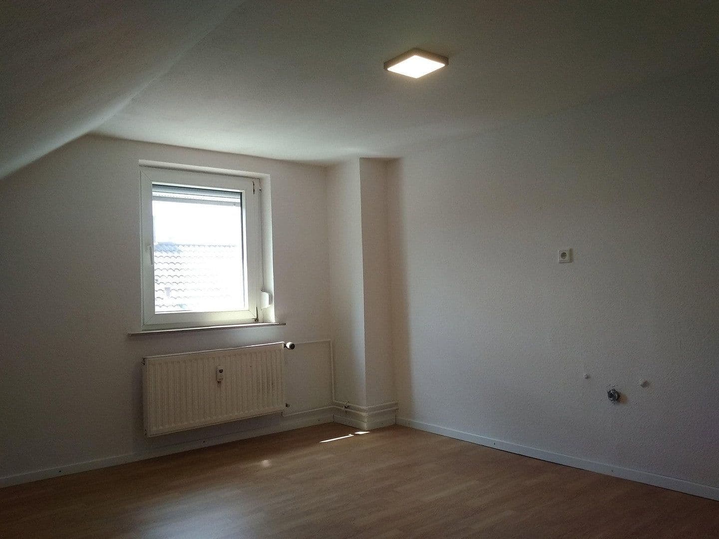 Prenájom bytu 2-izbový 45 m², Bezirksstraße, Alzenau, Bavorsko Prenájom bytu 2-izbový 45 m², Bezirksstraße, Alzenau, Bavorsko