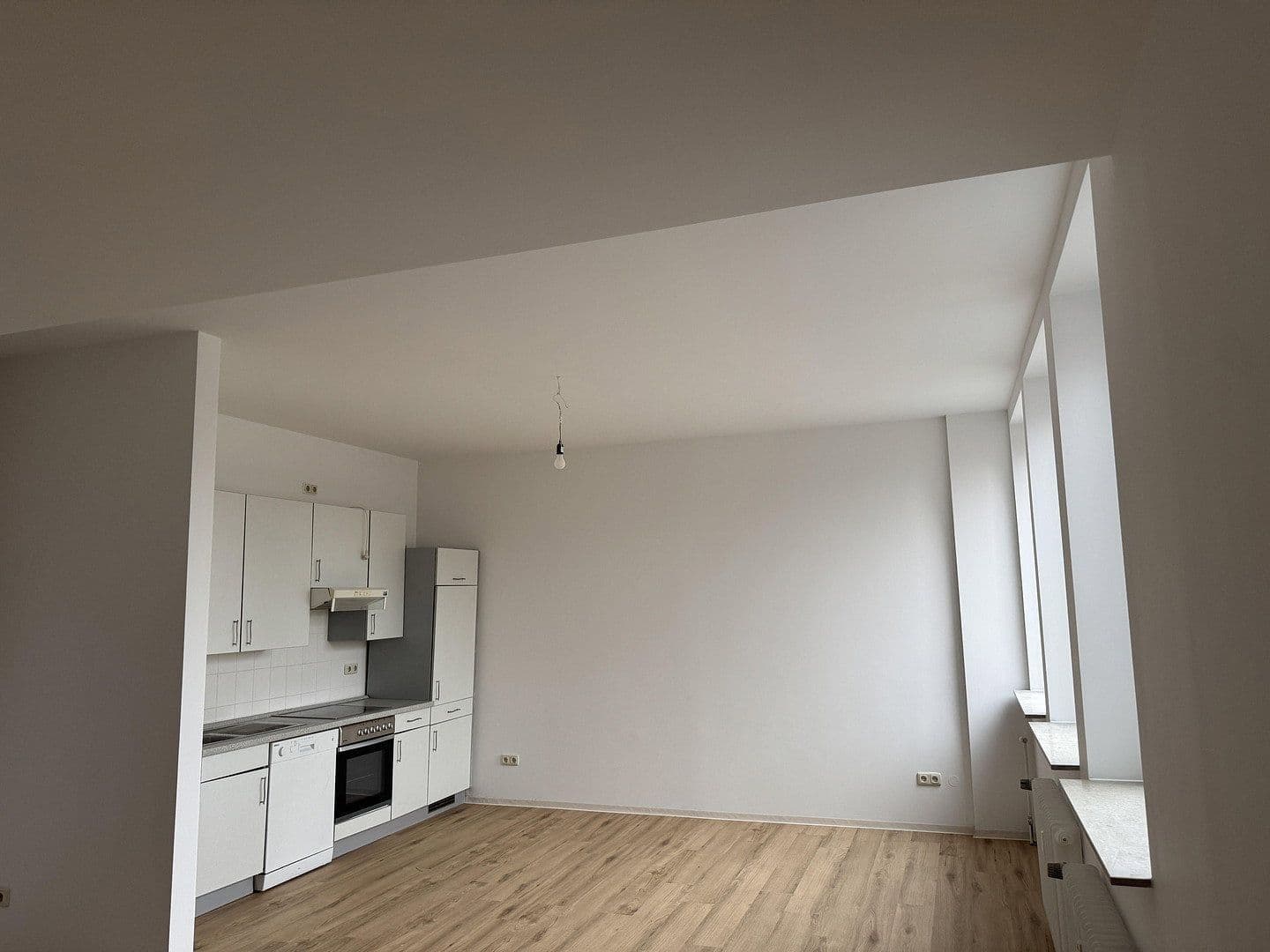 Prenájom bytu 2-izbový 60 m², Bergen, Dolné Sasko Prenájom bytu 2-izbový 60 m², Bergen, Dolné Sasko