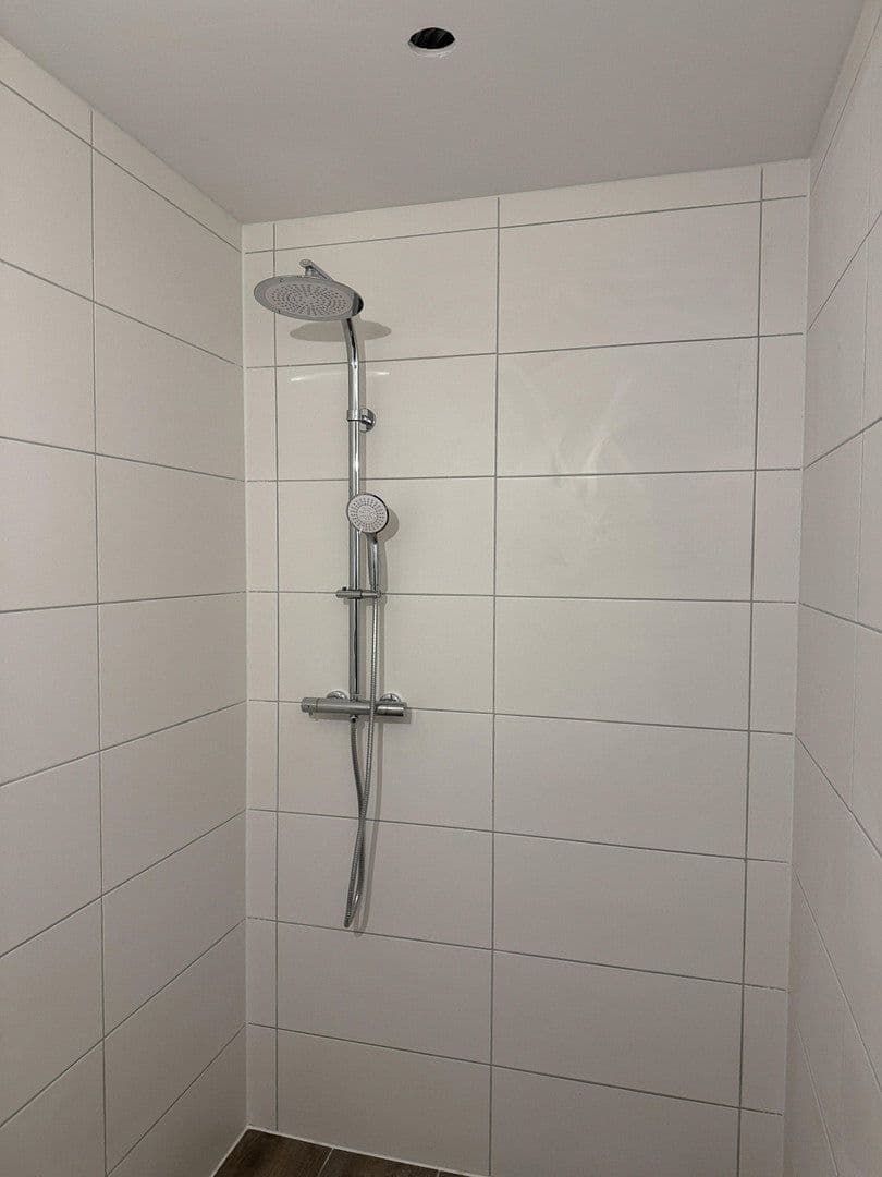 Prenájom bytu 2-izbový 60 m², Bergen, Dolné Sasko Prenájom bytu 2-izbový 60 m², Bergen, Dolné Sasko