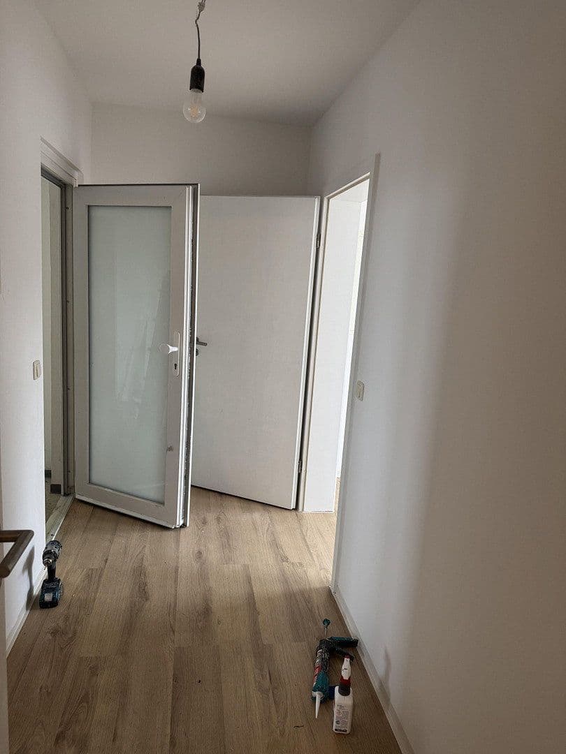 Prenájom bytu 2-izbový 60 m², Bergen, Dolné Sasko Prenájom bytu 2-izbový 60 m², Bergen, Dolné Sasko
