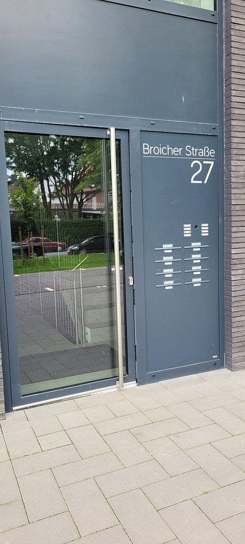 Prenájom bytu 2-izbový 89 m², Broicherstraße 27, Mönchengladbach, Severné Porýnie - Westfálsko Prenájom bytu 2-izbový 89 m², Broicherstraße 27, Mönchengladbach, Severné Porýnie - Westfálsko