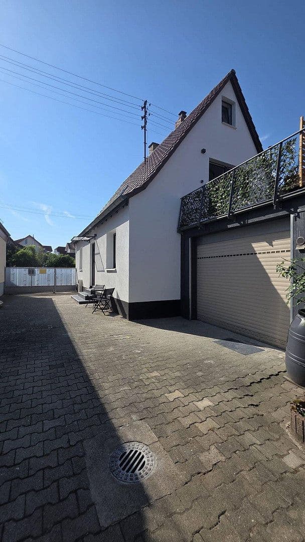 Predaj domu 107 m², pozemok 179 m², Sandhausen, Bádensko-Wurttembersko Predaj domu 107 m², pozemok 179 m², Sandhausen, Bádensko-Wurttembersko
