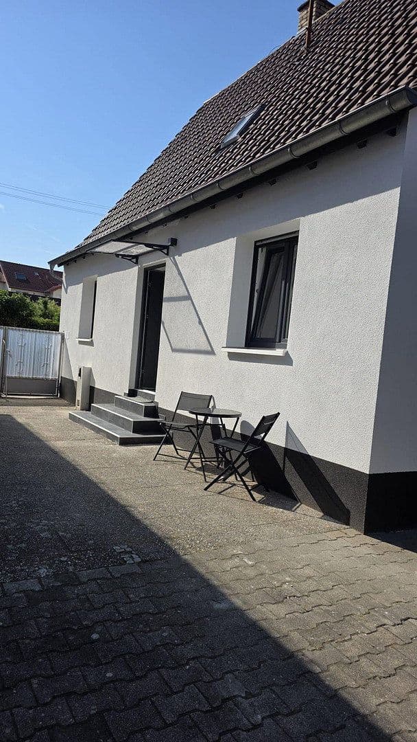 Predaj domu 107 m², pozemok 179 m², Sandhausen, Bádensko-Wurttembersko Predaj domu 107 m², pozemok 179 m², Sandhausen, Bádensko-Wurttembersko