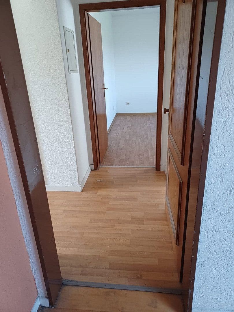 Prenájom bytu 2-izbový 40 m², Kölner Str. 137, Leverkusen, Severné Porýnie - Westfálsko Prenájom bytu 2-izbový 40 m², Kölner Str. 137, Leverkusen, Severné Porýnie - Westfálsko