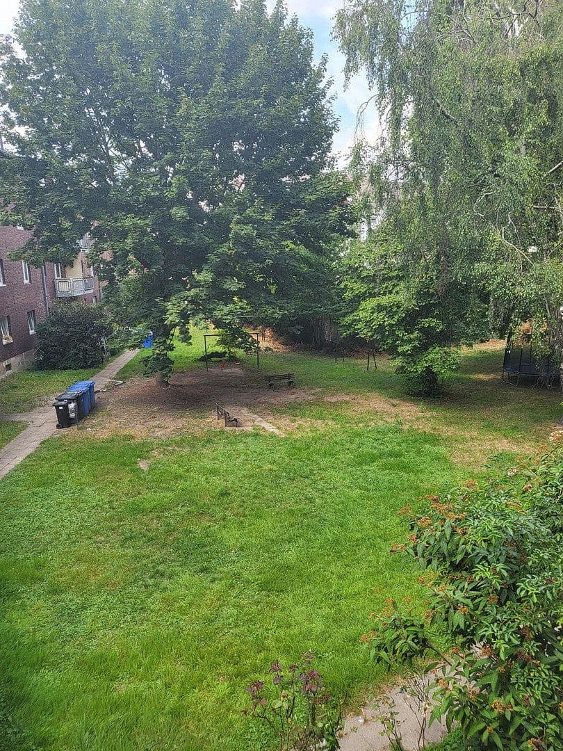 Prenájom bytu 2-izbový 40 m², Kölner Str. 137, Leverkusen, Severné Porýnie - Westfálsko Prenájom bytu 2-izbový 40 m², Kölner Str. 137, Leverkusen, Severné Porýnie - Westfálsko
