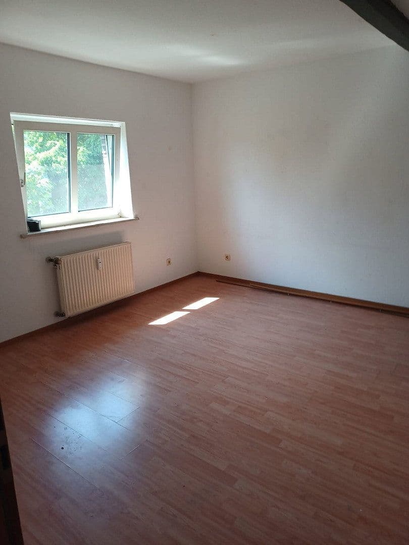Prenájom bytu 2-izbový 40 m², Kölner Str. 137, Leverkusen, Severné Porýnie - Westfálsko Prenájom bytu 2-izbový 40 m², Kölner Str. 137, Leverkusen, Severné Porýnie - Westfálsko
