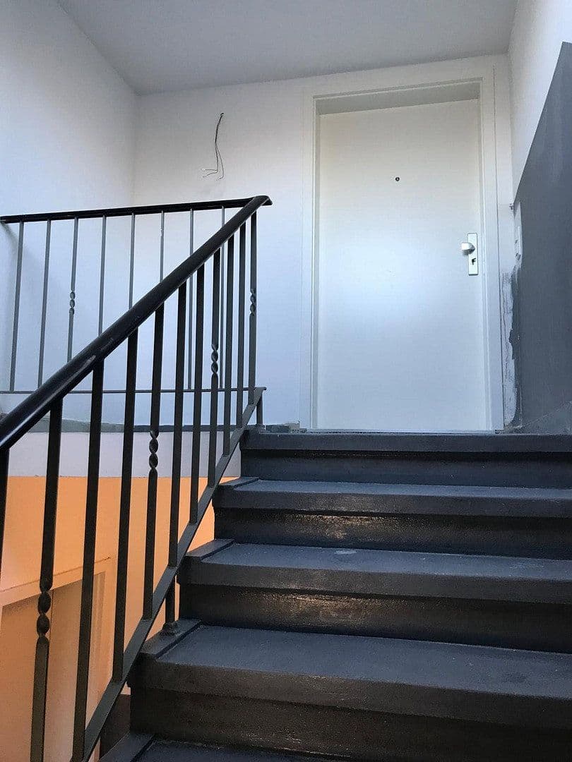 Prenájom bytu 3-izbový 86 m², Tippelsberger Straße 17, Bochum, Severné Porýnie - Westfálsko Prenájom bytu 3-izbový 86 m², Tippelsberger Straße 17, Bochum, Severné Porýnie - Westfálsko