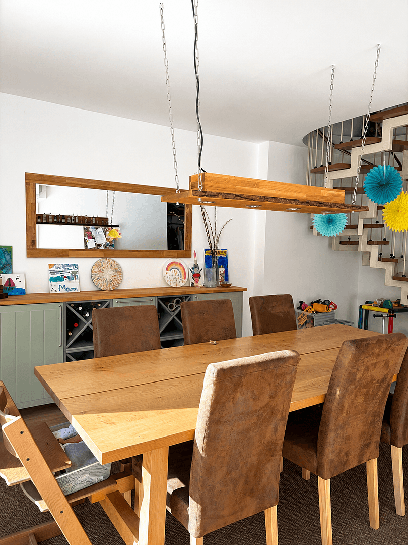 Predaj bytu 5-izbový 145 m², Thielenbrucher Allee 11, Köln, Severné Porýnie - Westfálsko Predaj bytu 5-izbový 145 m², Thielenbrucher Allee 11, Köln, Severné Porýnie - Westfálsko
