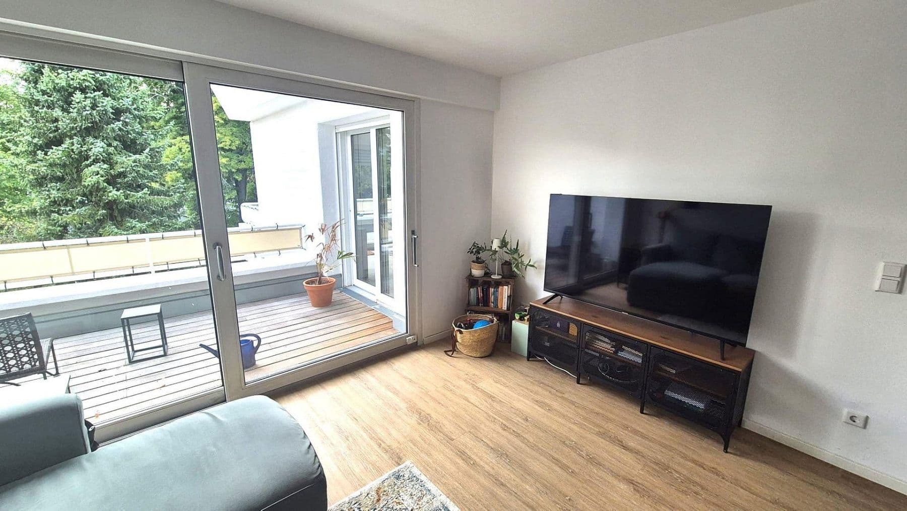 Predaj bytu 5-izbový 145 m², Thielenbrucher Allee 11, Köln, Severné Porýnie - Westfálsko Predaj bytu 5-izbový 145 m², Thielenbrucher Allee 11, Köln, Severné Porýnie - Westfálsko