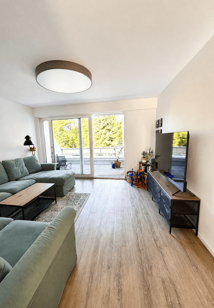 Predaj bytu 5-izbový 145 m², Thielenbrucher Allee 11, Köln, Severné Porýnie - Westfálsko Predaj bytu 5-izbový 145 m², Thielenbrucher Allee 11, Köln, Severné Porýnie - Westfálsko