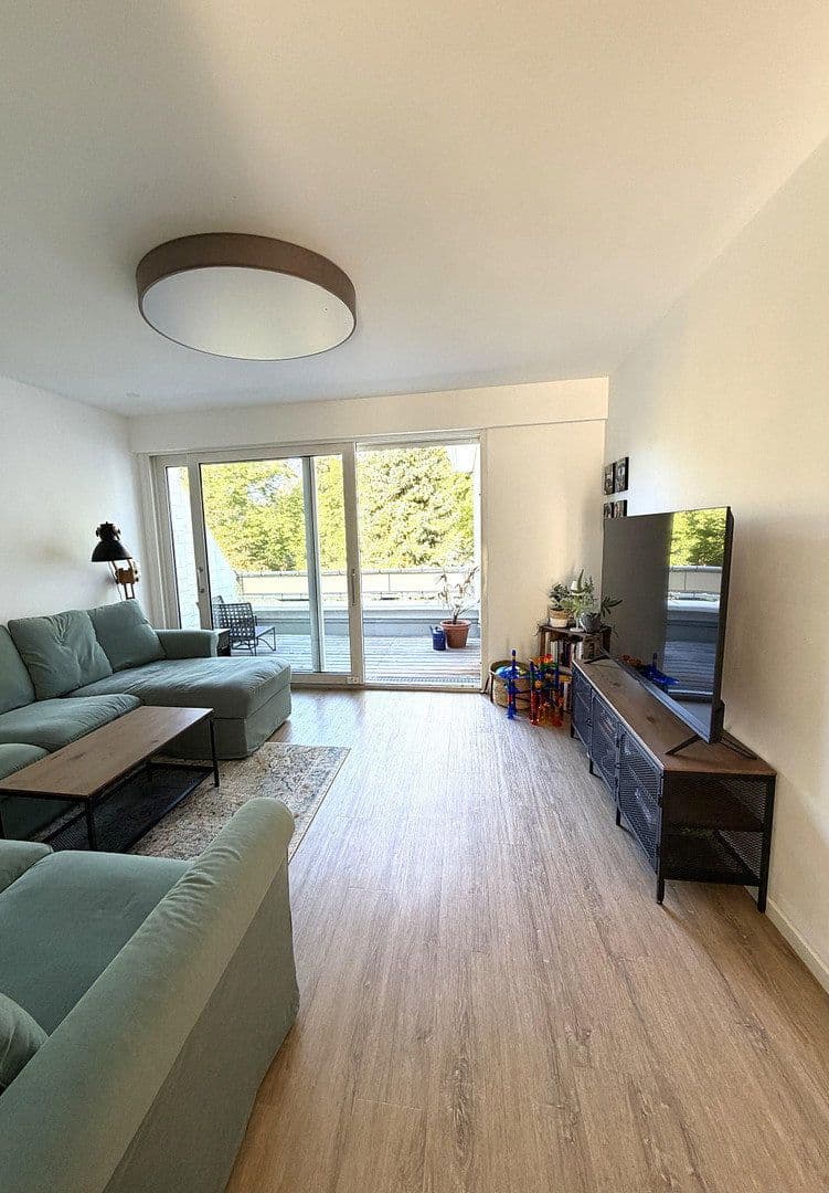 Predaj bytu 5-izbový 145 m², Thielenbrucher Allee 11, Köln, Severné Porýnie - Westfálsko Predaj bytu 5-izbový 145 m², Thielenbrucher Allee 11, Köln, Severné Porýnie - Westfálsko