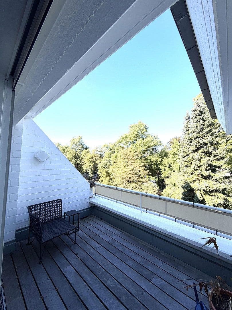 Predaj bytu 5-izbový 145 m², Thielenbrucher Allee 11, Köln, Severné Porýnie - Westfálsko Predaj bytu 5-izbový 145 m², Thielenbrucher Allee 11, Köln, Severné Porýnie - Westfálsko