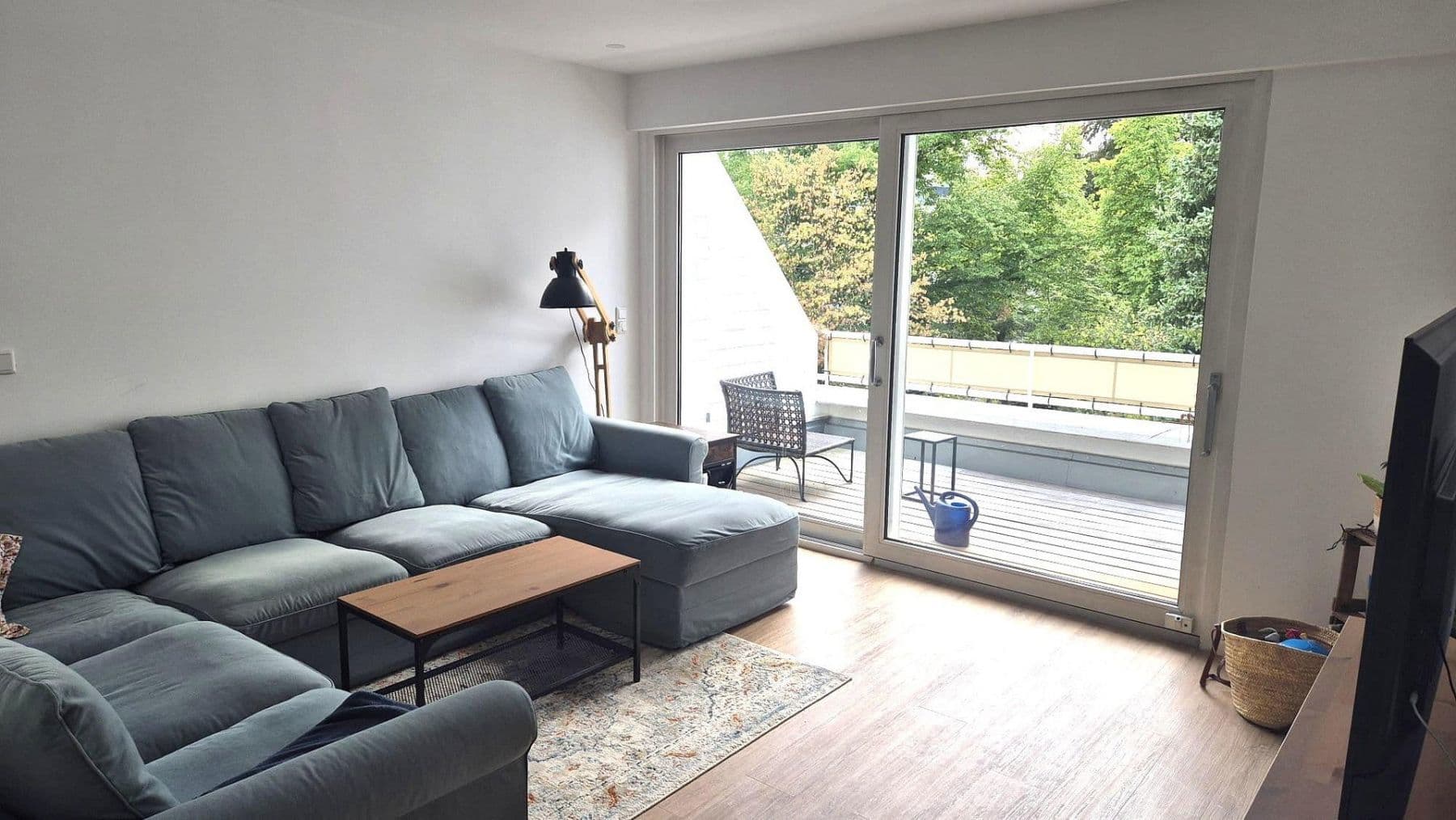 Predaj bytu 5-izbový 145 m², Thielenbrucher Allee 11, Köln, Severné Porýnie - Westfálsko Predaj bytu 5-izbový 145 m², Thielenbrucher Allee 11, Köln, Severné Porýnie - Westfálsko
