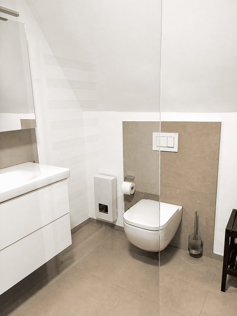 Predaj bytu 5-izbový 145 m², Thielenbrucher Allee 11, Köln, Severné Porýnie - Westfálsko Predaj bytu 5-izbový 145 m², Thielenbrucher Allee 11, Köln, Severné Porýnie - Westfálsko