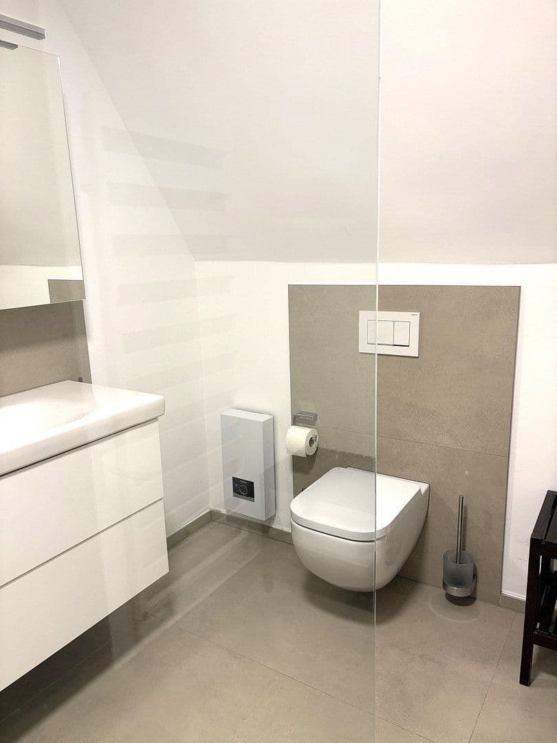 Predaj bytu 5-izbový 145 m², Thielenbrucher Allee 11, Köln, Severné Porýnie - Westfálsko Predaj bytu 5-izbový 145 m², Thielenbrucher Allee 11, Köln, Severné Porýnie - Westfálsko