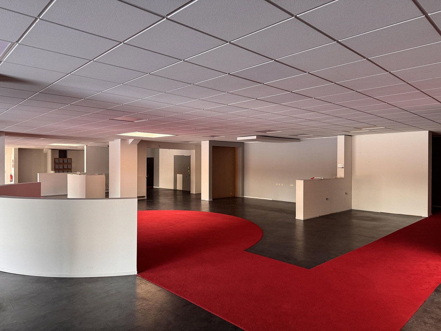Prenájom nebytového priestoru 988 m², Otto-Kipp-Straße II, Scharbeutz, Šlezvicko-Holštajnsko Prenájom nebytového priestoru 988 m², Otto-Kipp-Straße II, Scharbeutz, Šlezvicko-Holštajnsko