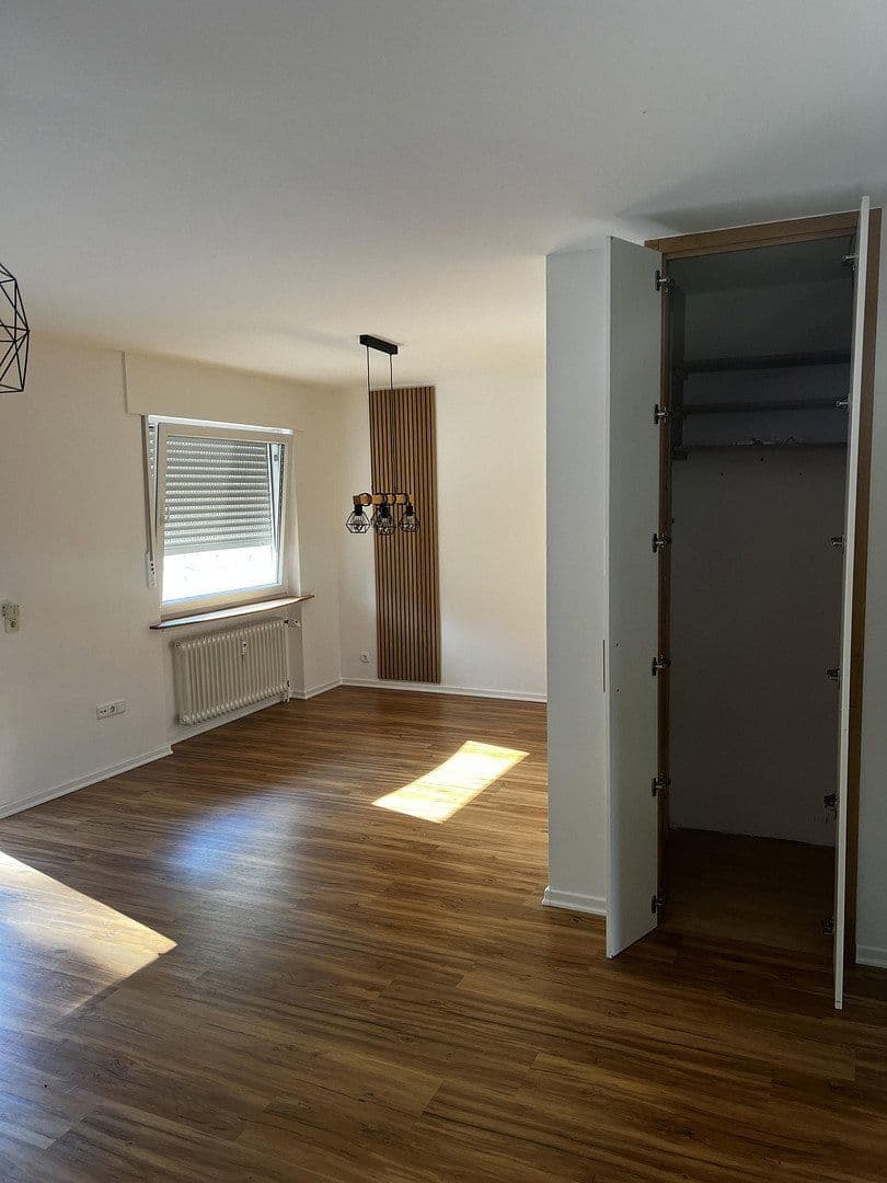Predaj bytu 3-izbový 80 m², Bielefeld, Severné Porýnie - Westfálsko Predaj bytu 3-izbový 80 m², Bielefeld, Severné Porýnie - Westfálsko