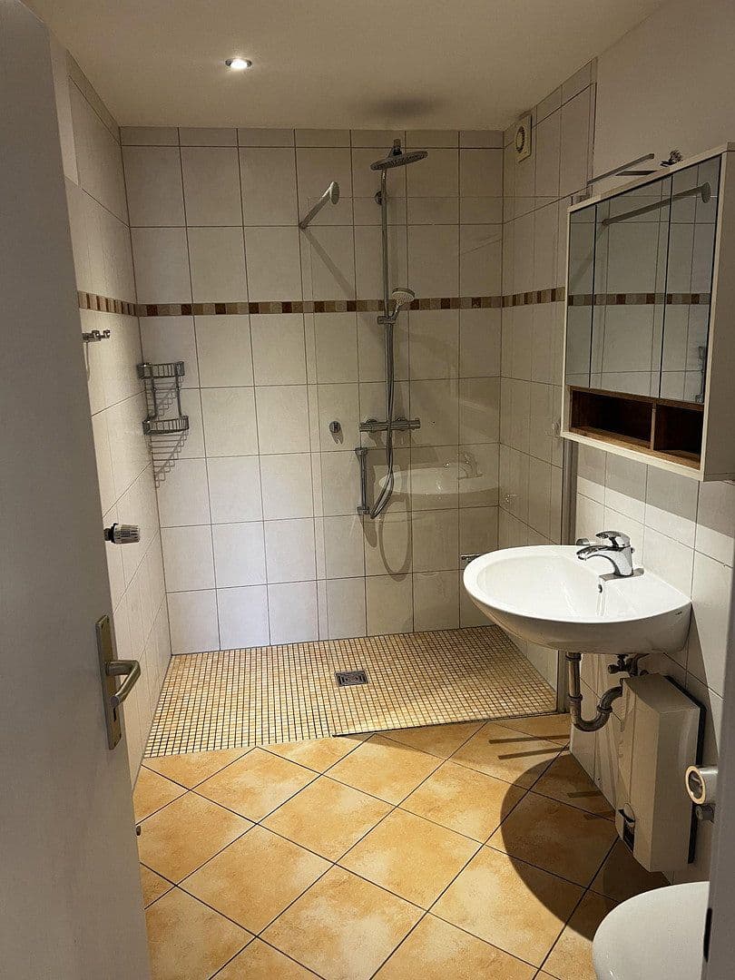 Predaj bytu 3-izbový 80 m², Bielefeld, Severné Porýnie - Westfálsko Predaj bytu 3-izbový 80 m², Bielefeld, Severné Porýnie - Westfálsko
