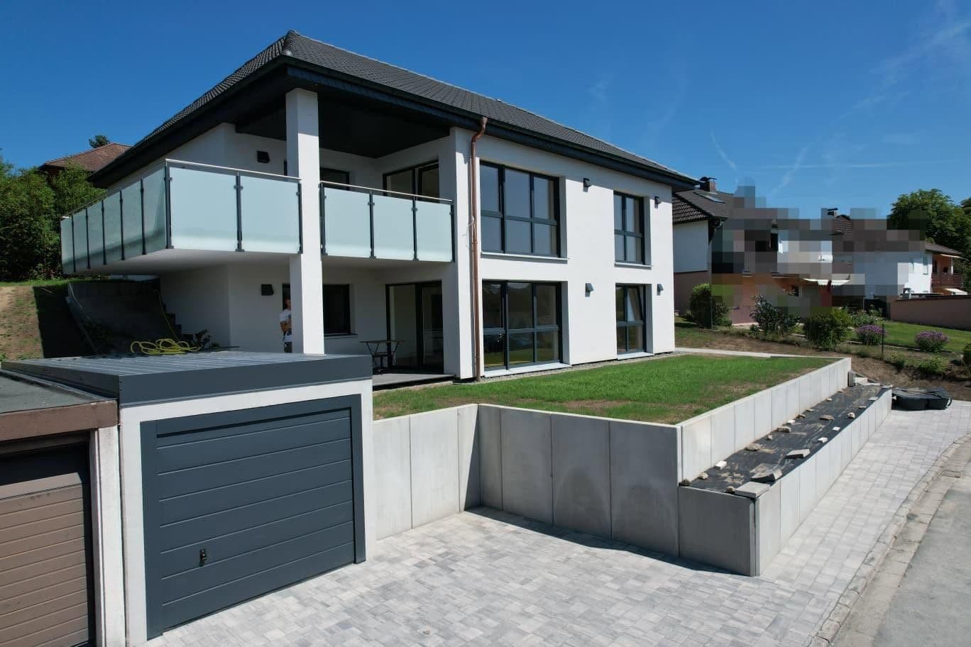 Predaj domu 210 m², pozemok 610 m², Himmelkron, Bavorsko Predaj domu 210 m², pozemok 610 m², Himmelkron, Bavorsko