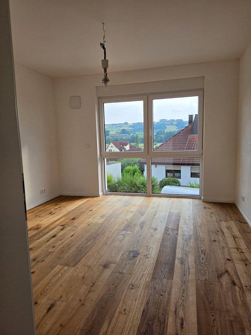 Predaj domu 210 m², pozemok 610 m², Himmelkron, Bavorsko Predaj domu 210 m², pozemok 610 m², Himmelkron, Bavorsko