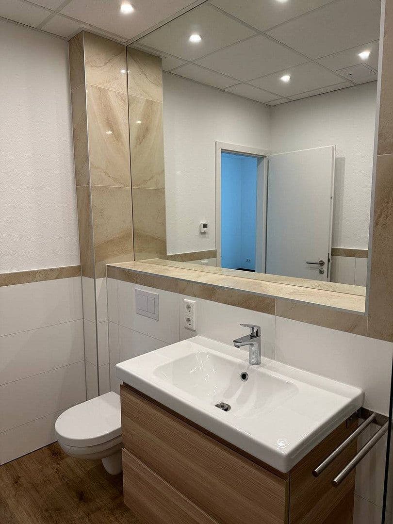 Prenájom bytu 3-izbový 85 m², Klosterstraße 13, Triberg im Schwarzwald, Bádensko-Wurttembersko Prenájom bytu 3-izbový 85 m², Klosterstraße 13, Triberg im Schwarzwald, Bádensko-Wurttembersko