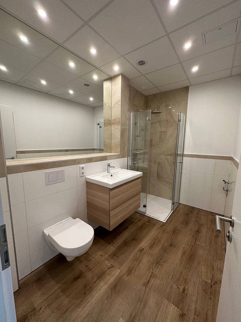 Prenájom bytu 3-izbový 85 m², Klosterstraße 13, Triberg im Schwarzwald, Bádensko-Wurttembersko Prenájom bytu 3-izbový 85 m², Klosterstraße 13, Triberg im Schwarzwald, Bádensko-Wurttembersko