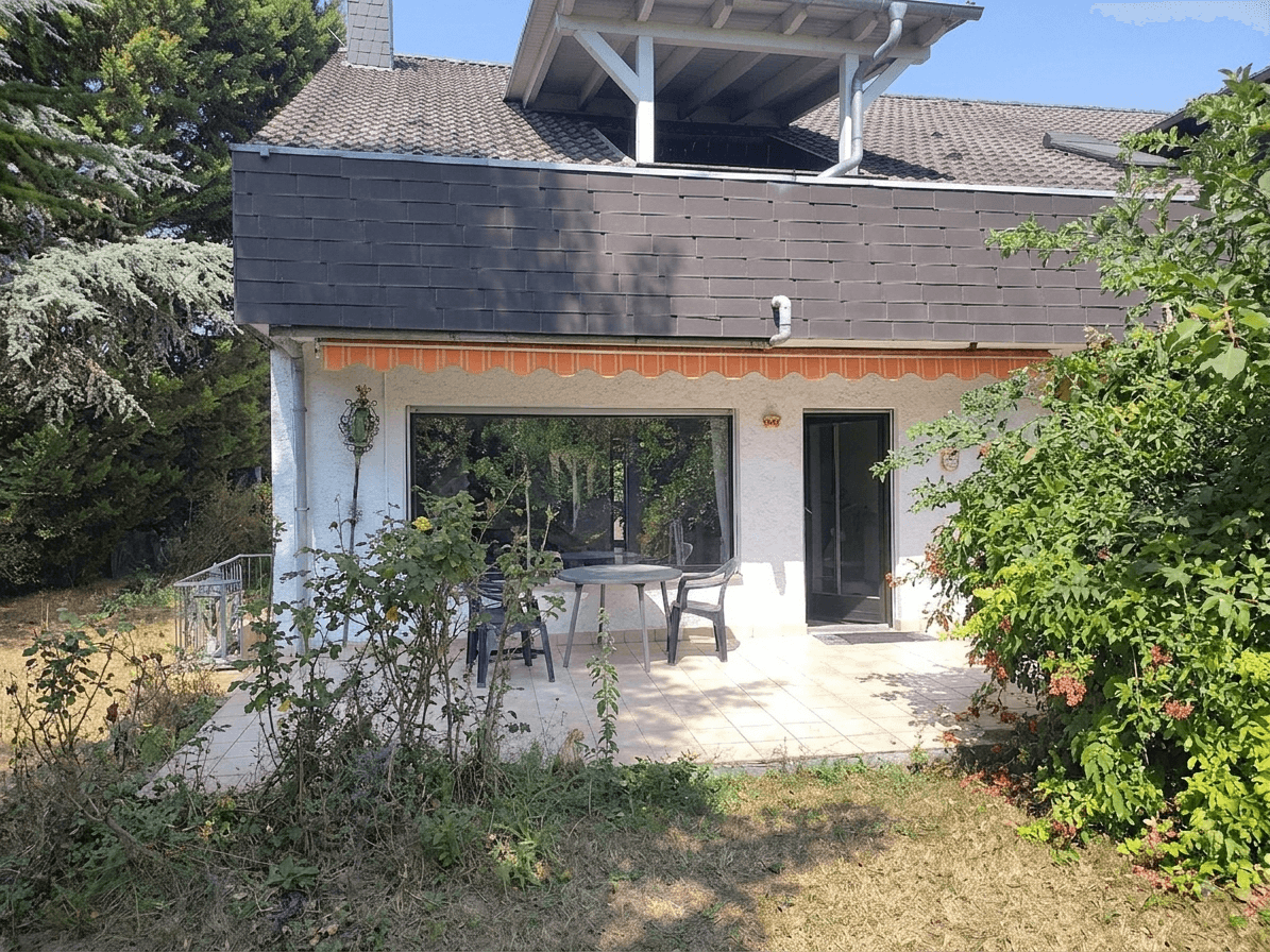 Predaj domu 128 m², pozemok 400 m², Lindenstrasse 36, Nieder-Olm, Porýnie-Falcko Predaj domu 128 m², pozemok 400 m², Lindenstrasse 36, Nieder-Olm, Porýnie-Falcko