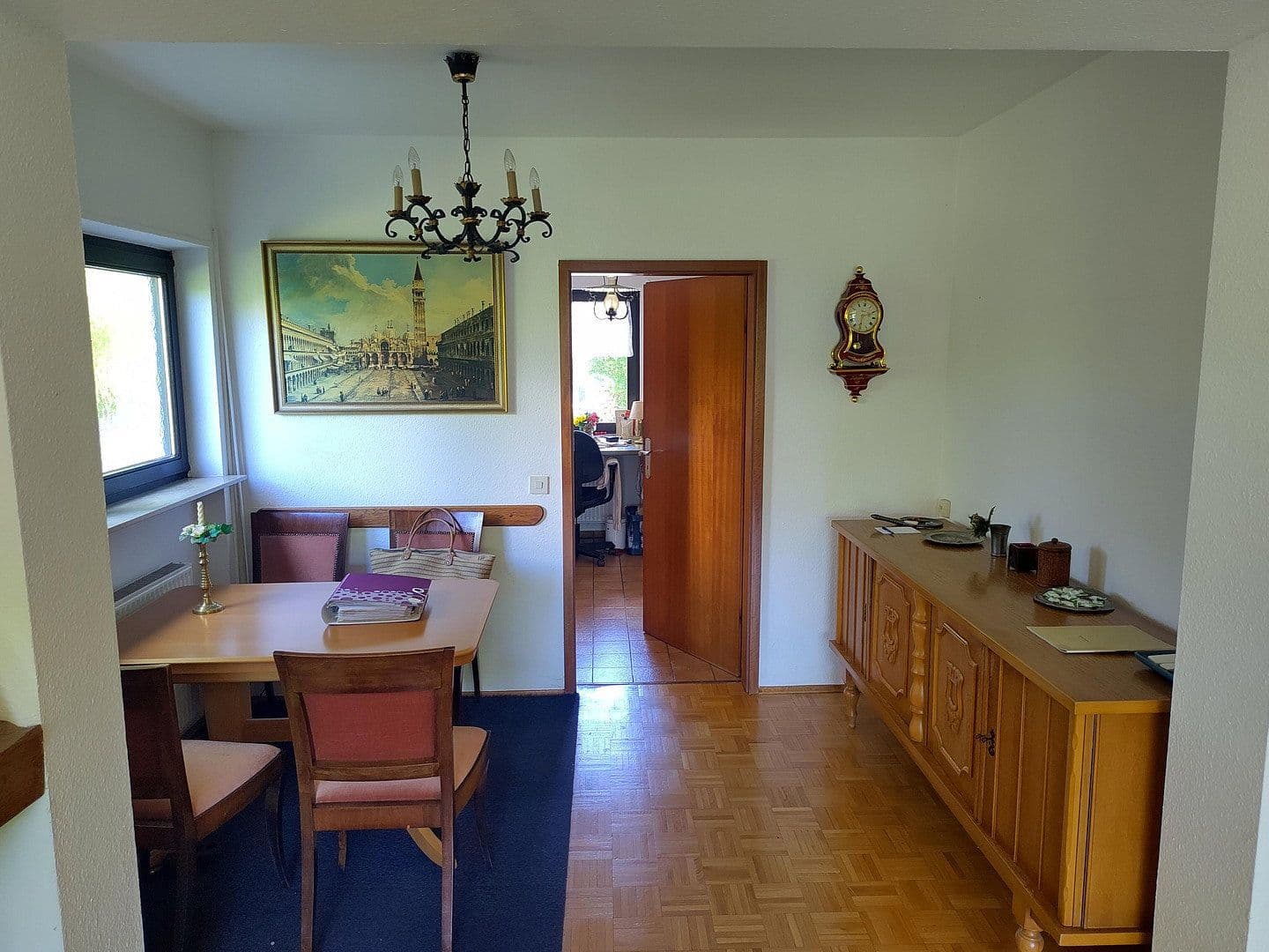 Predaj domu 128 m², pozemok 400 m², Lindenstrasse 36, Nieder-Olm, Porýnie-Falcko Predaj domu 128 m², pozemok 400 m², Lindenstrasse 36, Nieder-Olm, Porýnie-Falcko