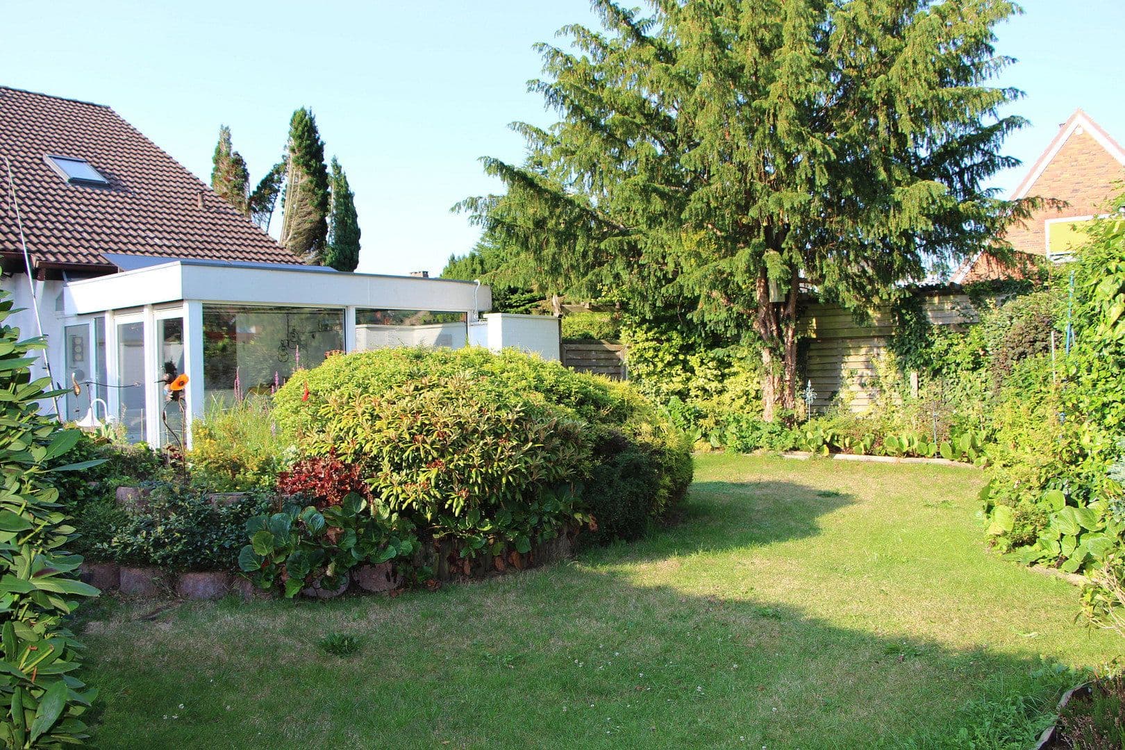 Predaj domu 215 m², pozemok 677 m², Osterrönfeld, Šlezvicko-Holštajnsko Predaj domu 215 m², pozemok 677 m², Osterrönfeld, Šlezvicko-Holštajnsko