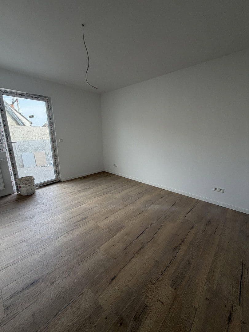 Predaj domu 146 m², pozemok 300 m², Bissmarkstr 23, Rülzheim, Porýnie-Falcko Predaj domu 146 m², pozemok 300 m², Bissmarkstr 23, Rülzheim, Porýnie-Falcko