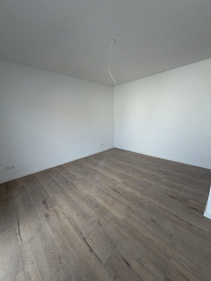 Predaj domu 146 m², pozemok 300 m², Bissmarkstr 23, Rülzheim, Porýnie-Falcko Predaj domu 146 m², pozemok 300 m², Bissmarkstr 23, Rülzheim, Porýnie-Falcko