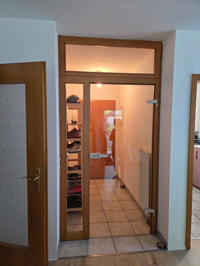 Prenájom bytu 3-izbový 72 m², Siegener Straße 5, Reichshof, Severné Porýnie - Westfálsko Prenájom bytu 3-izbový 72 m², Siegener Straße 5, Reichshof, Severné Porýnie - Westfálsko