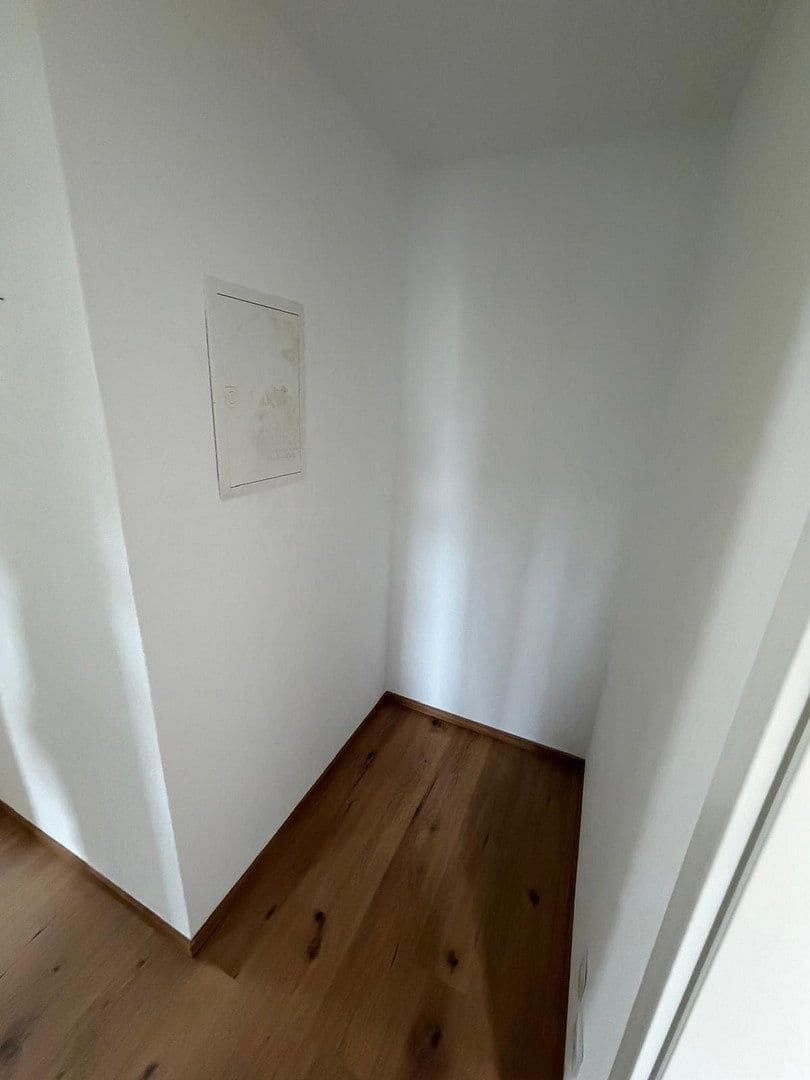 Prenájom bytu 1-izbový 45 m², Petrusstr. 28, Saarbrücken, Sársko Prenájom bytu 1-izbový 45 m², Petrusstr. 28, Saarbrücken, Sársko