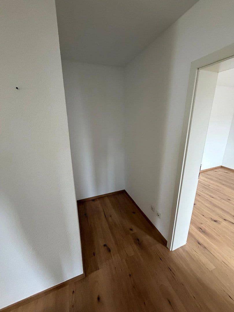 Prenájom bytu 1-izbový 45 m², Petrusstr. 28, Saarbrücken, Sársko Prenájom bytu 1-izbový 45 m², Petrusstr. 28, Saarbrücken, Sársko