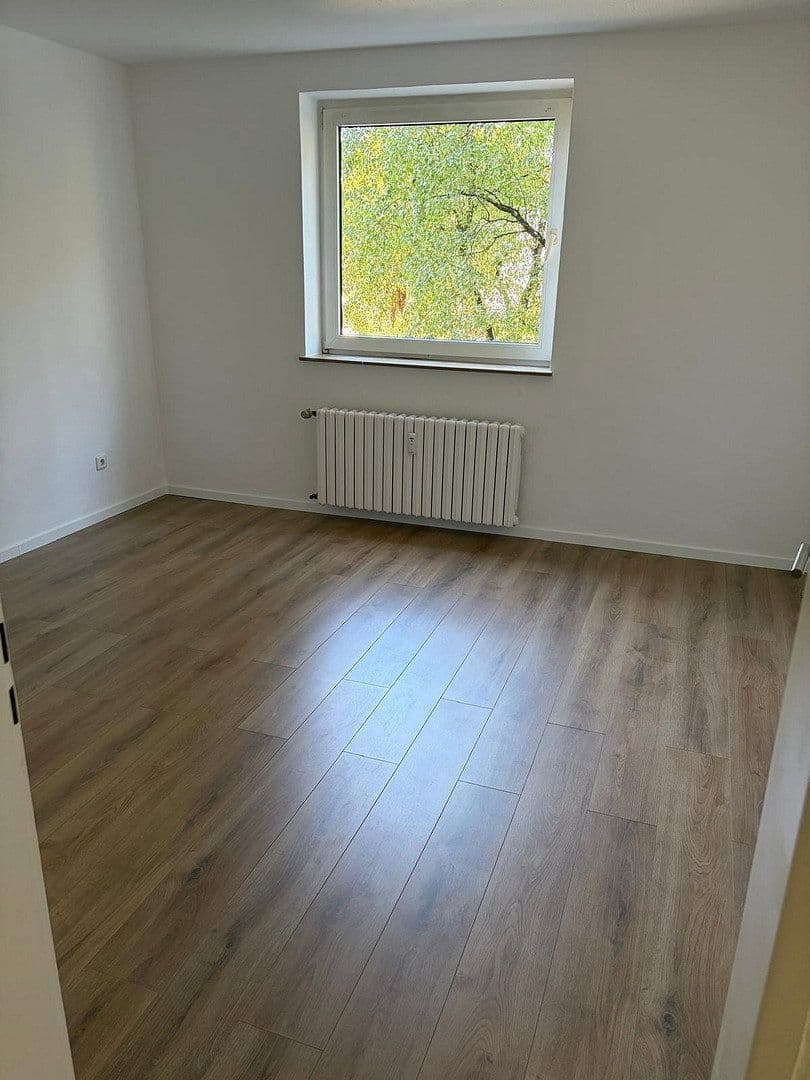 Predaj bytu 3-izbový 76 m², Schildsheiderstr, Erkrath, Severné Porýnie - Westfálsko Predaj bytu 3-izbový 76 m², Schildsheiderstr, Erkrath, Severné Porýnie - Westfálsko