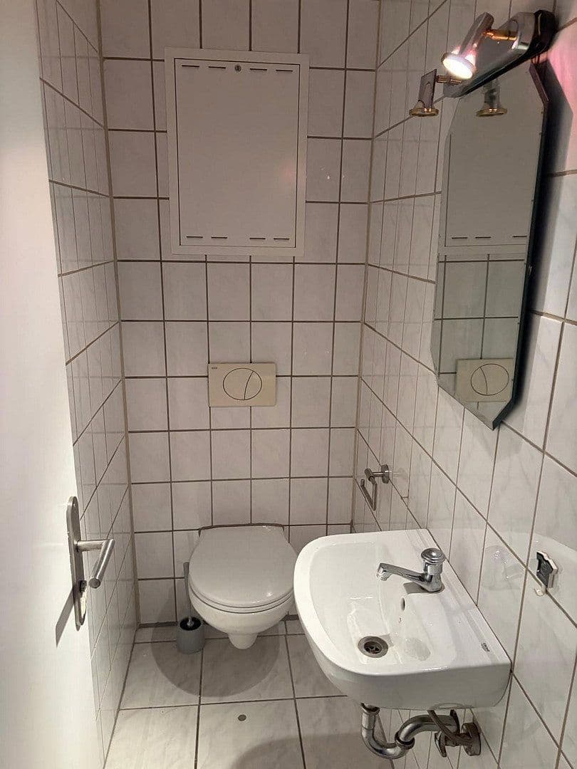 Predaj bytu 3-izbový 76 m², Schildsheiderstr, Erkrath, Severné Porýnie - Westfálsko Predaj bytu 3-izbový 76 m², Schildsheiderstr, Erkrath, Severné Porýnie - Westfálsko