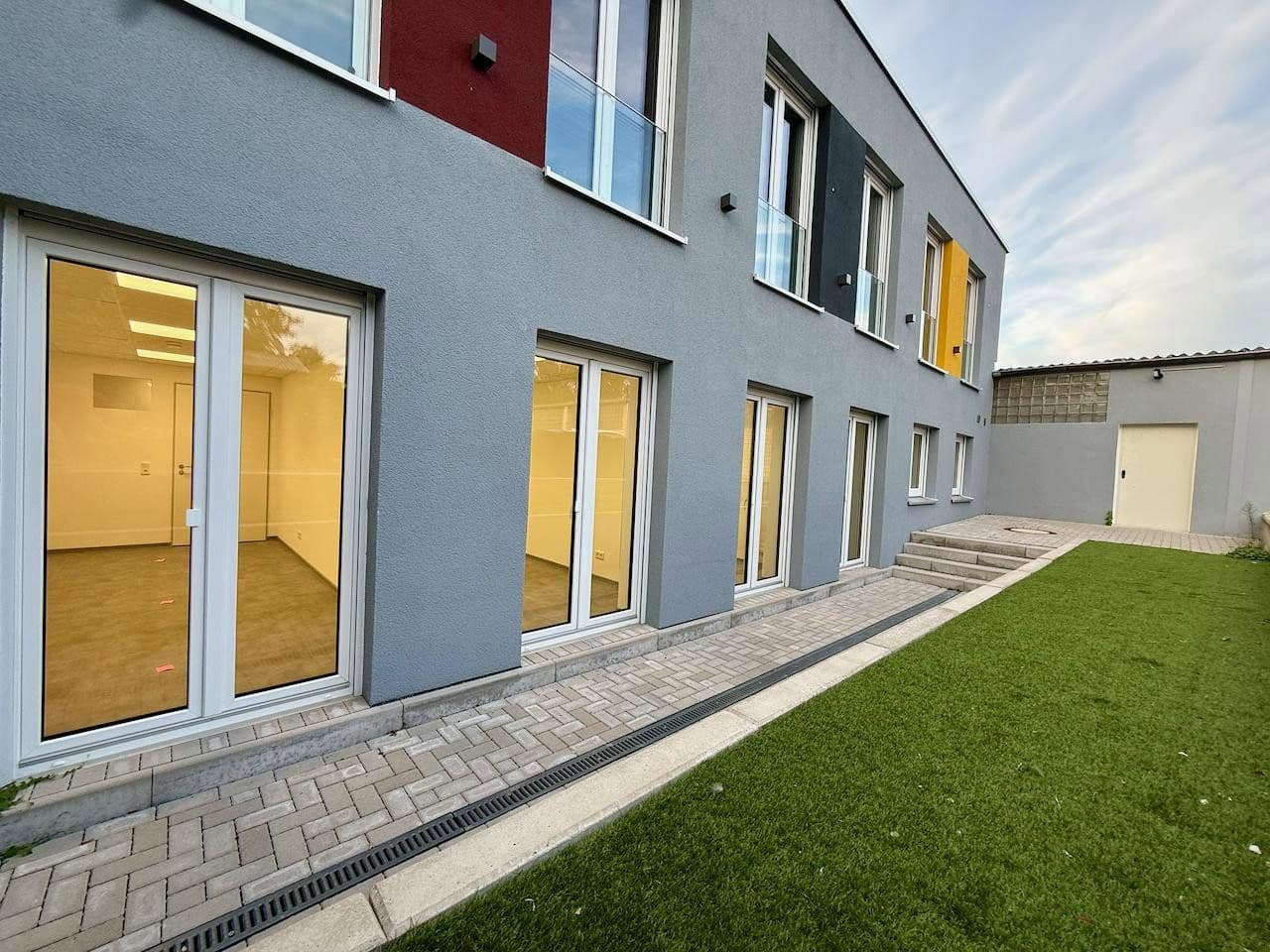 Prenájom kancelárie 750 m², Oswaldstr. 4, Hamm, Severné Porýnie - Westfálsko Prenájom kancelárie 750 m², Oswaldstr. 4, Hamm, Severné Porýnie - Westfálsko