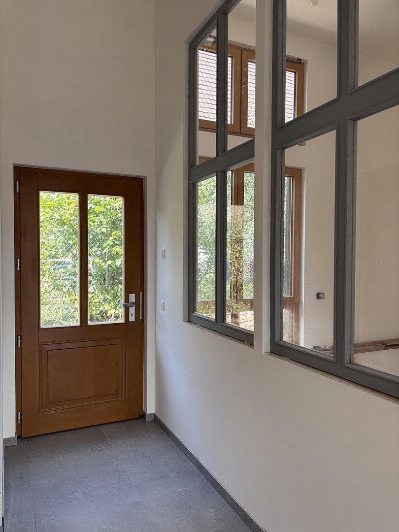 Prenájom bytu 3-izbový 133 m², Niefern-Öschelbronn, Bádensko-Wurttembersko Prenájom bytu 3-izbový 133 m², Niefern-Öschelbronn, Bádensko-Wurttembersko