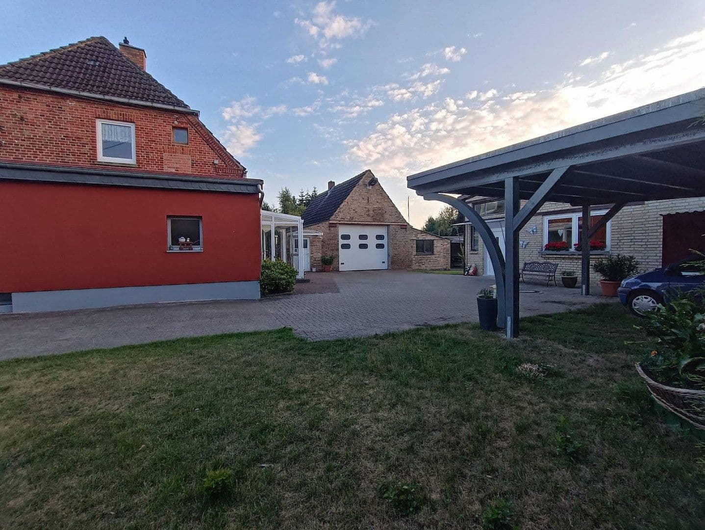 Predaj domu 190 m², pozemok 1.980 m², Güstrow, Meklenbursko-Predpomoransko Predaj domu 190 m², pozemok 1.980 m², Güstrow, Meklenbursko-Predpomoransko